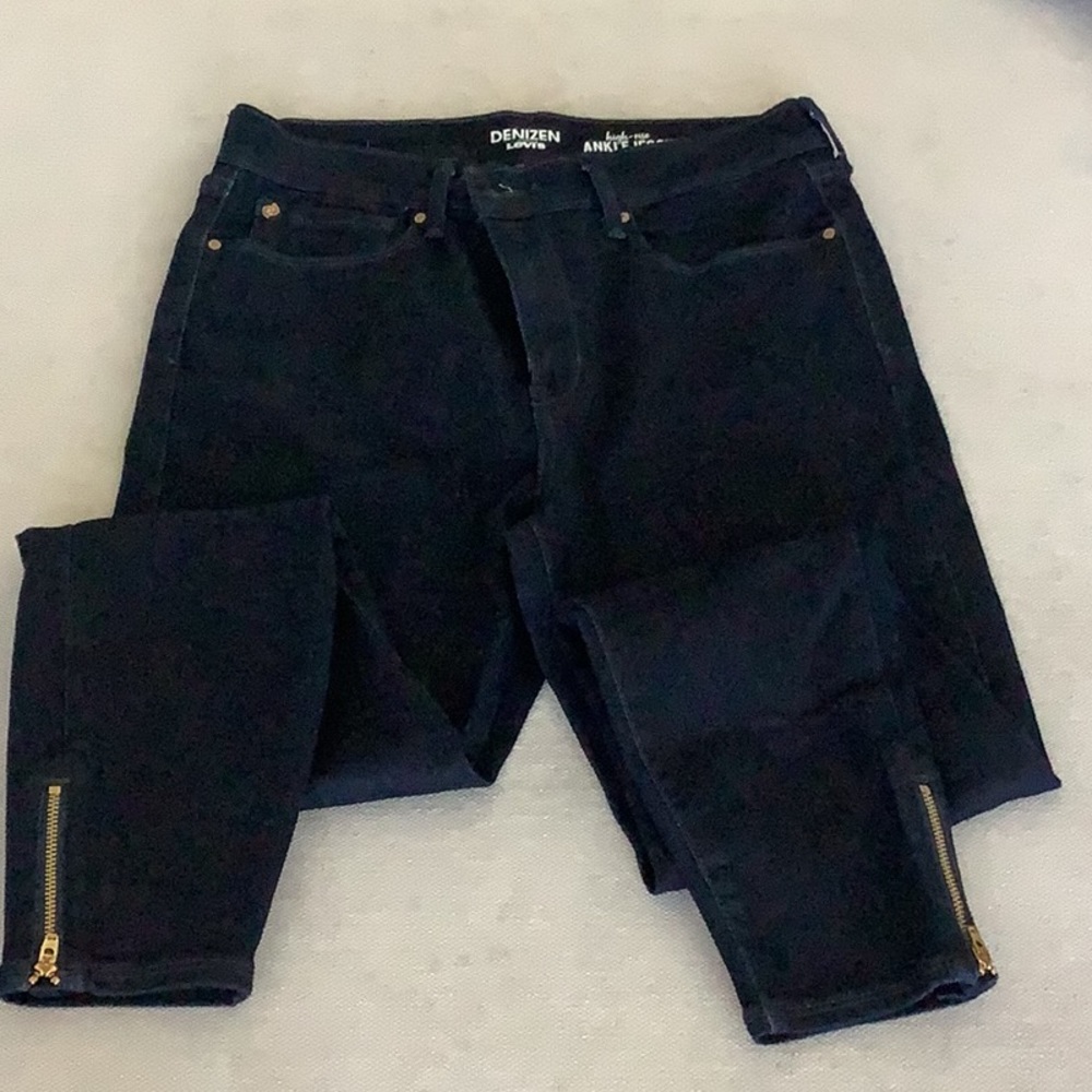Denizen from Levi’s High Rise Ankle Jegging